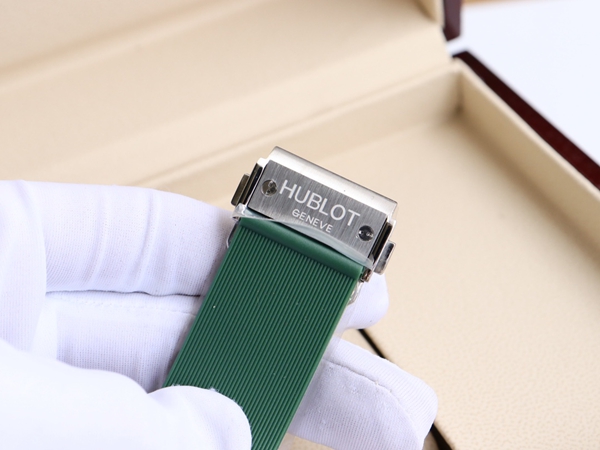 ウブロコピー時計角部分ディテール